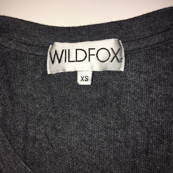 WILDFOX "NOBODY'S PERFECT" BEACH JUMPER.. - Picture 4 of 4